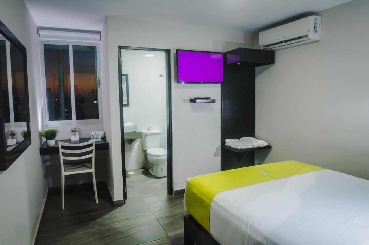 Hotel Careyes Коацакоалкос Екстериор снимка
