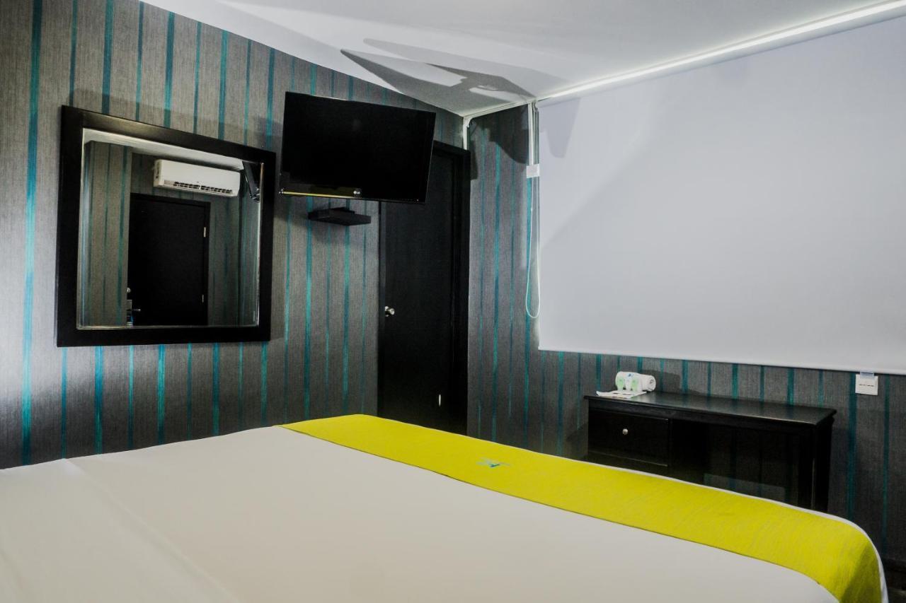 Hotel Careyes Коацакоалкос Екстериор снимка