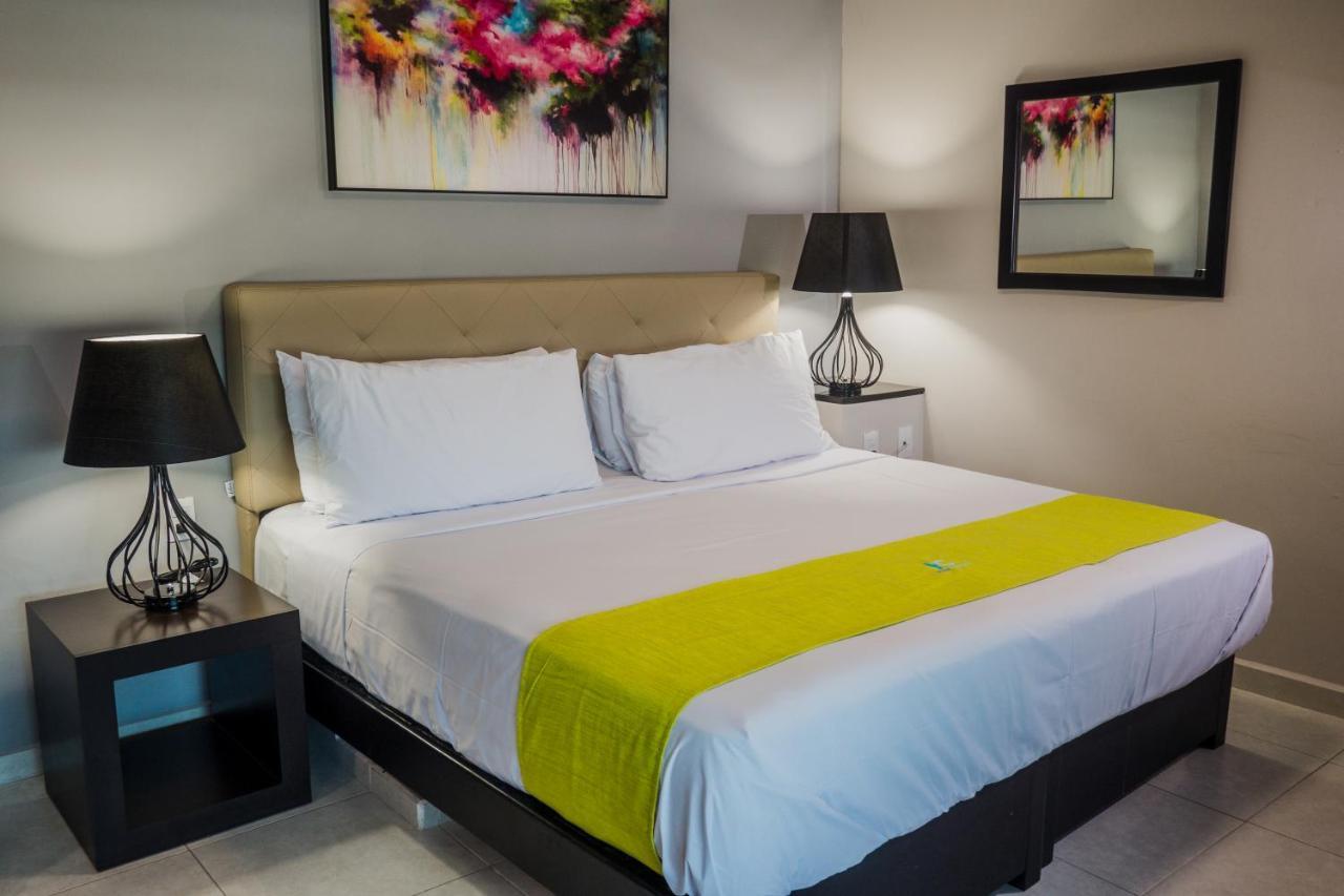 Hotel Careyes Коацакоалкос Екстериор снимка